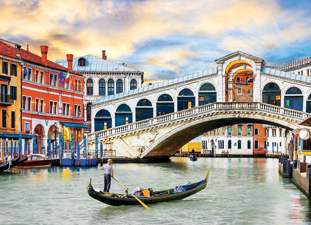 Известнейший мост в Венеции - этот городской пейзаж перенесет вас в Италию,...